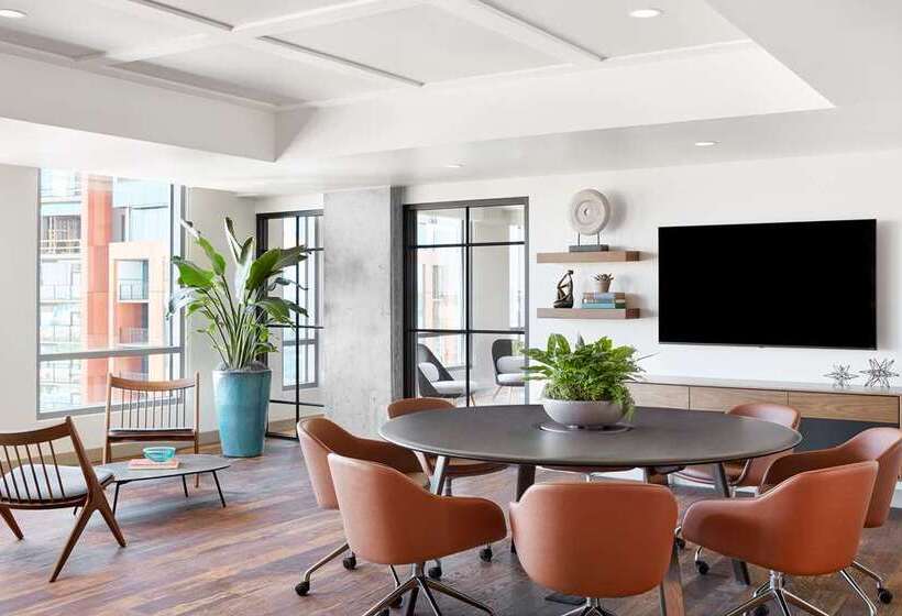 هتل Canopy By Hilton Tempe Downtown