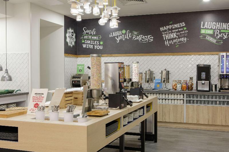 Отель Hampton By Hilton Manchester Northern Quarter