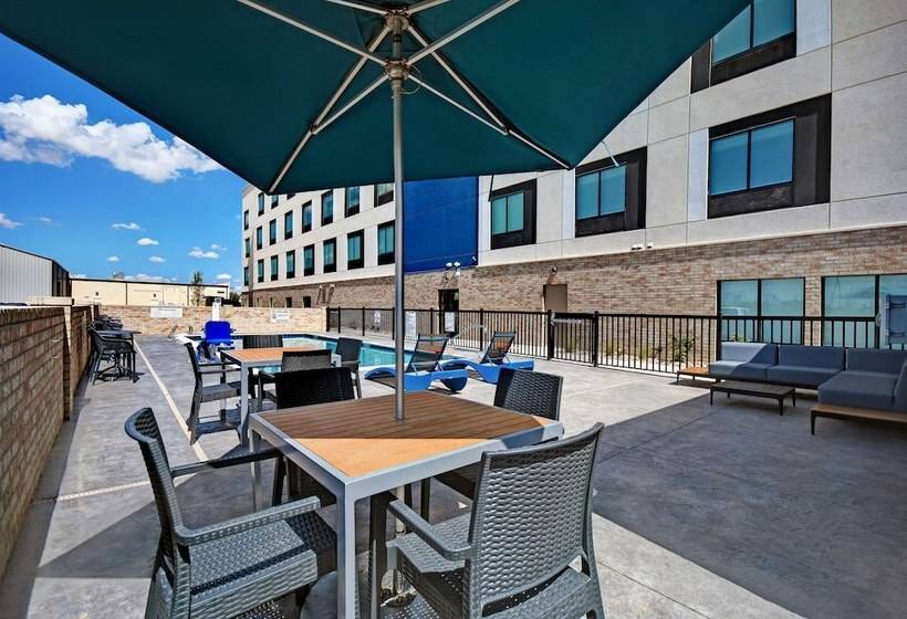 فندق Hampton Inn Midland South