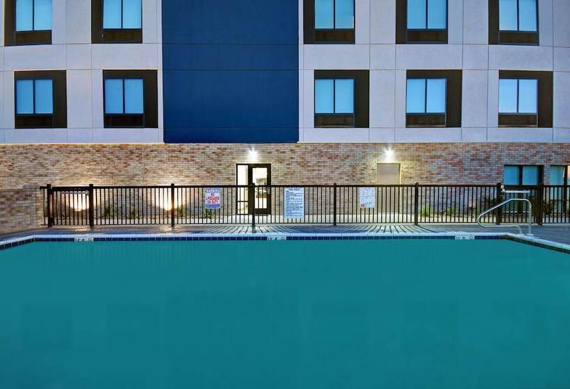 فندق Hampton Inn Midland South