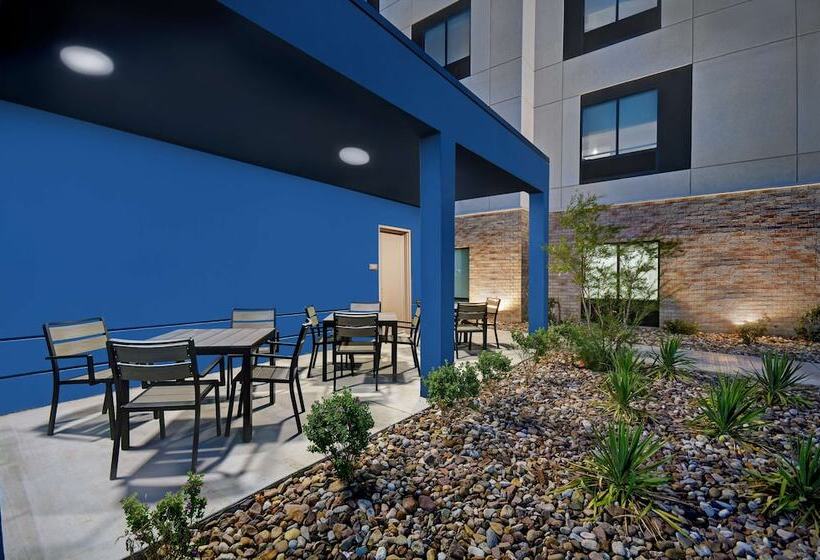 فندق Hampton Inn Midland South