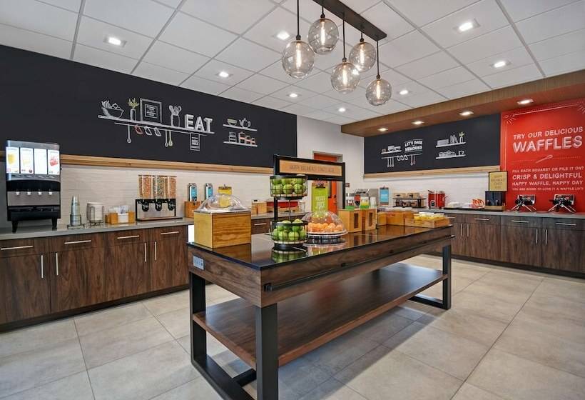 فندق Hampton Inn Midland South