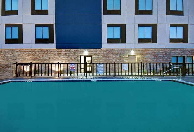 فندق Hampton Inn Midland South