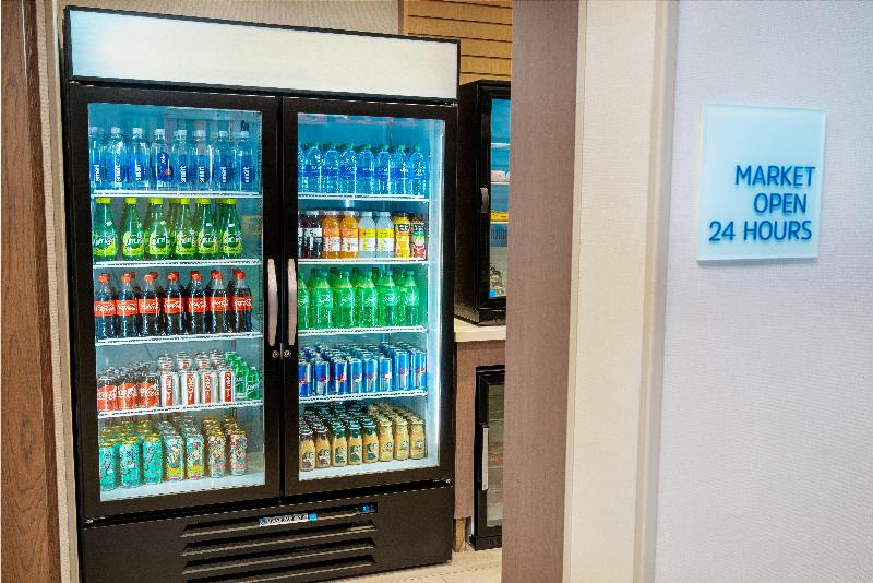 ホテル Holiday Inn Express & Suites   Las Vegas   E Tropicana, An Ihg