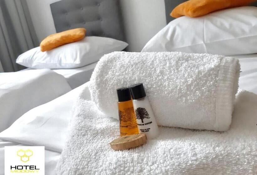 בית מלון כפרי Miodowy