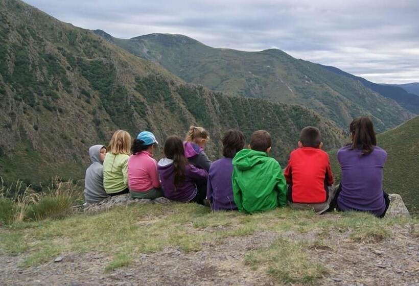 Отель Pirineos Cien Lagos