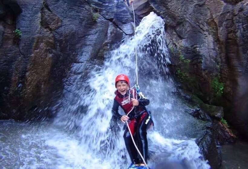 Отель Pirineos Cien Lagos