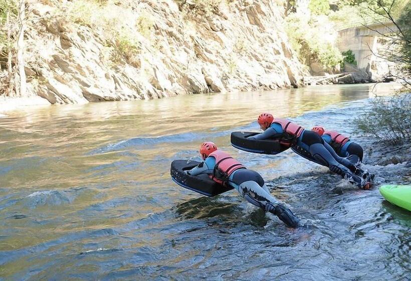 Отель Pirineos Cien Lagos