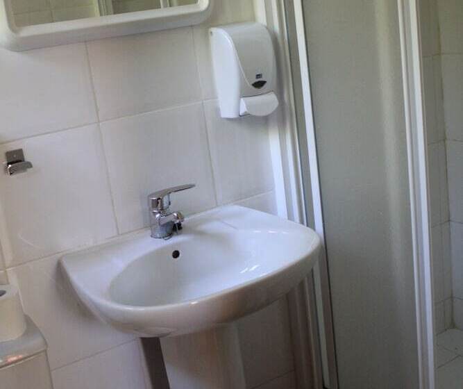 Отель Pirineos Cien Lagos