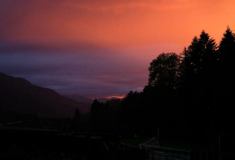 فندق Riversong Centre Thermal