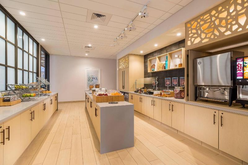 Отель Springhill Suites St. Paul Downtown