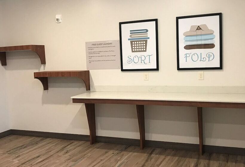 Отель Staybridge Suites   Sioux Falls Southwest, An Ihg