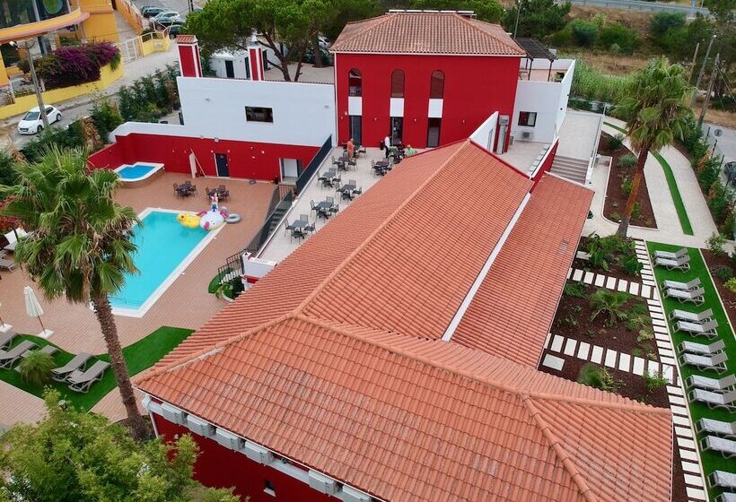 هتل Villa 3 Caparica   Lisbon Gay Beach Resort