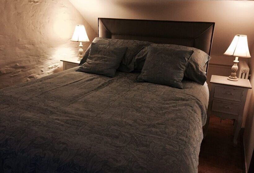 Impeccable 2 Bed Cottage Near Betws Y Coed