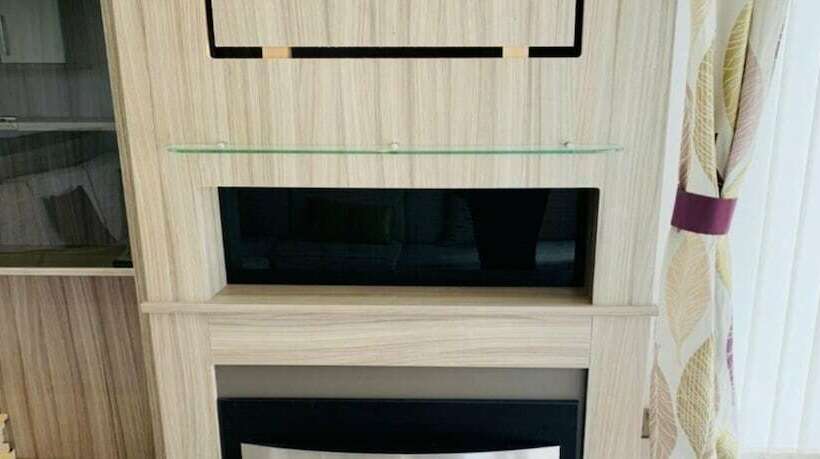 Luxury Caravan Only 10 Mins From The Beach