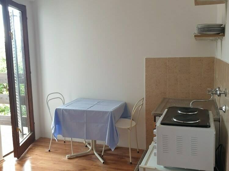 פנסיון Guest House Stić