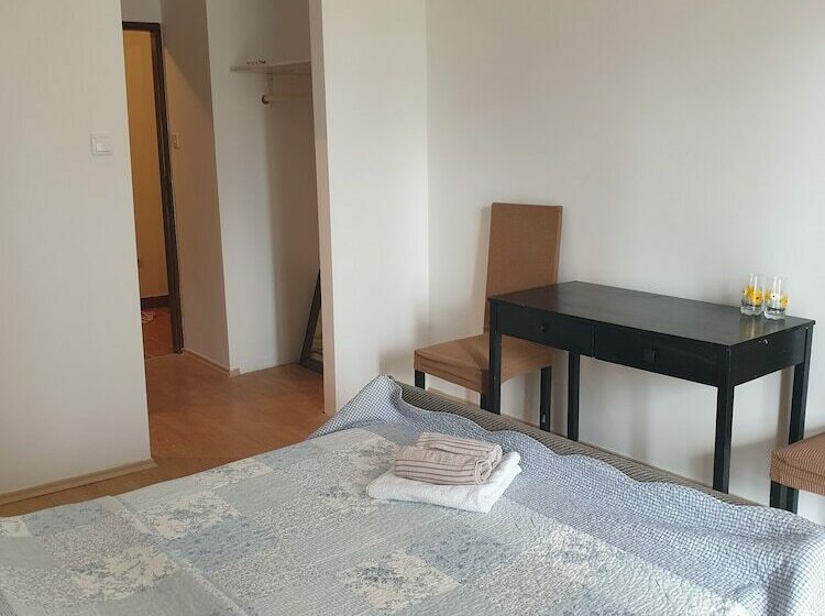 פנסיון Guest House Stić