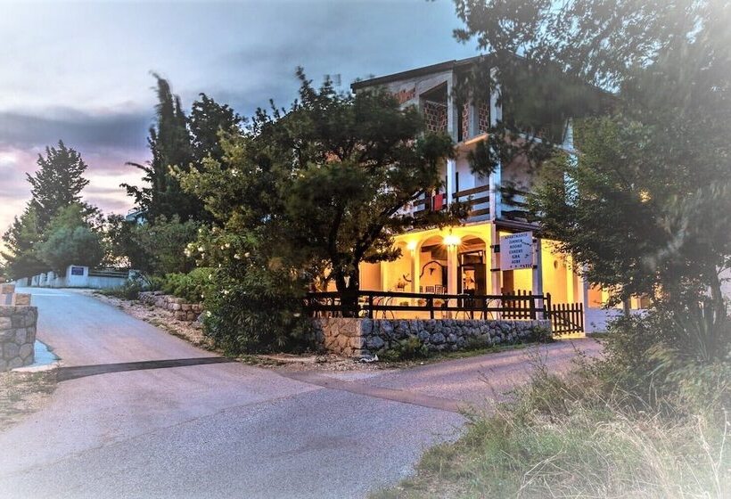 פנסיון Guest House Stić