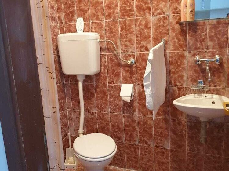 פנסיון Guest House Stić