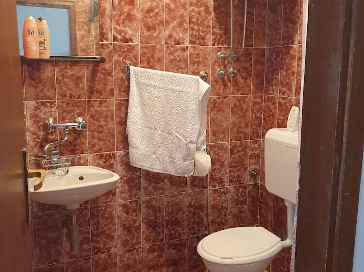 פנסיון Guest House Stić