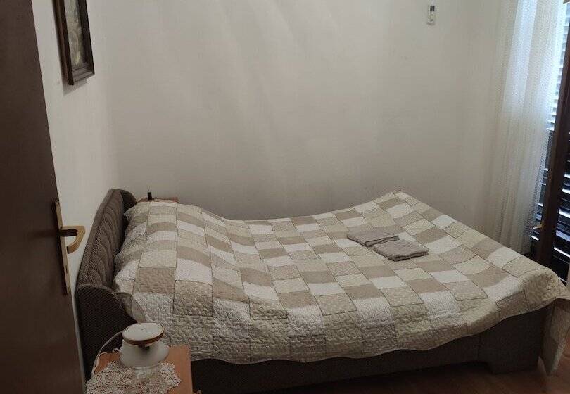 פנסיון Guest House Stić