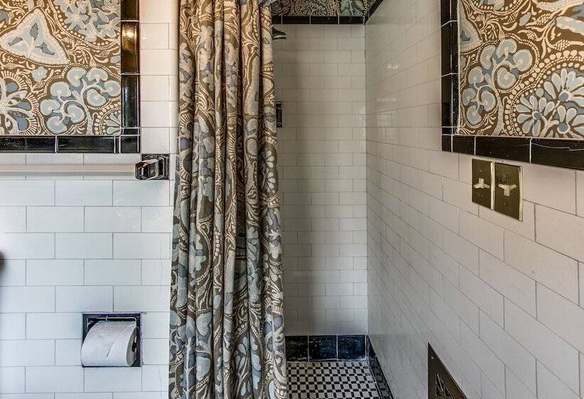 膳宿费 Julian Price House