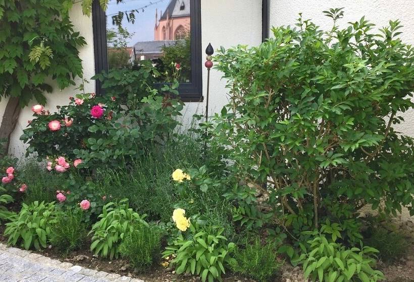 ペンション Oppenheim Lofts