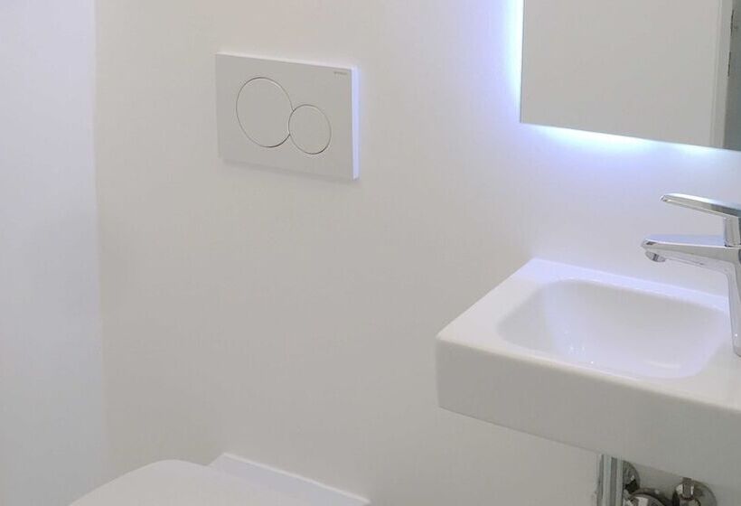 ペンション Oppenheim Lofts