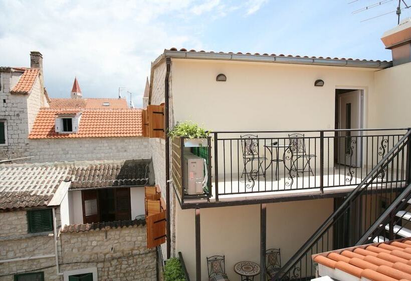 بنسيون Rooms Beljan