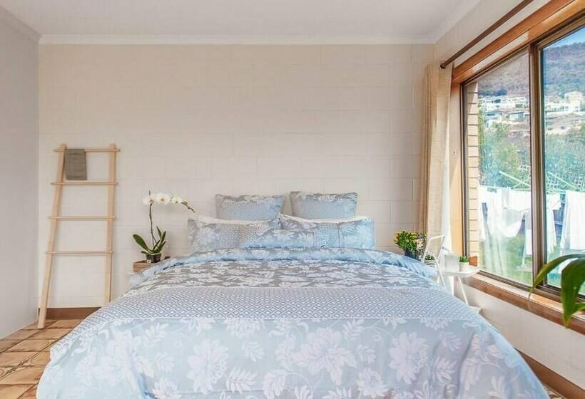 פנסיון Vintage Cuddle Guest House