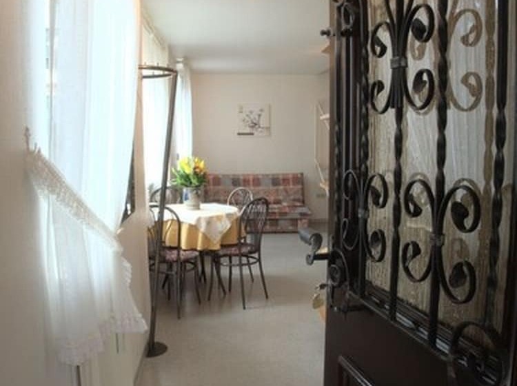 Пансион Weingut Jacob Lill Iv. Nachfolger