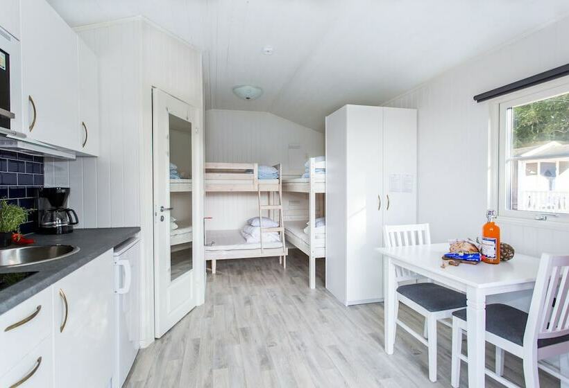 منتجع Visby Strandby