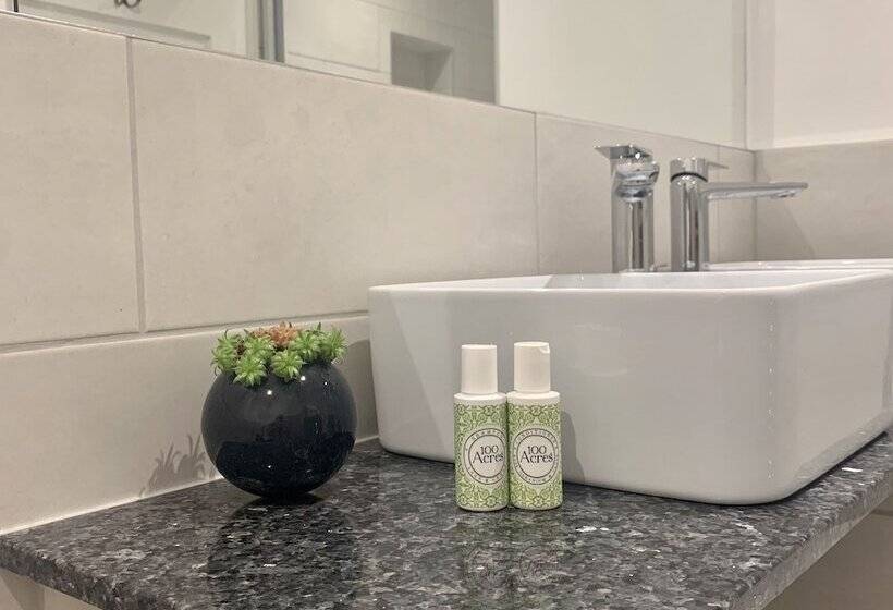 Upstairs At 33 Self Check In Boutique Accommodation In Worcester Centre