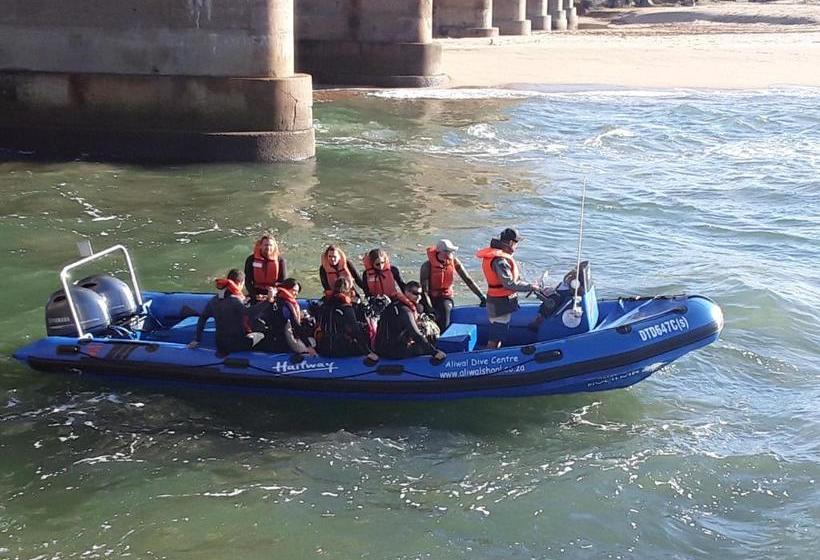 צימר Aliwal Dive Centre & Lodge