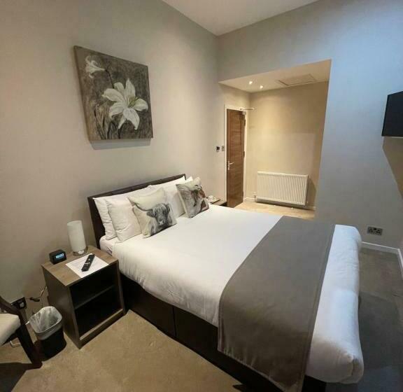 Bed and Breakfast Jewel Guest House