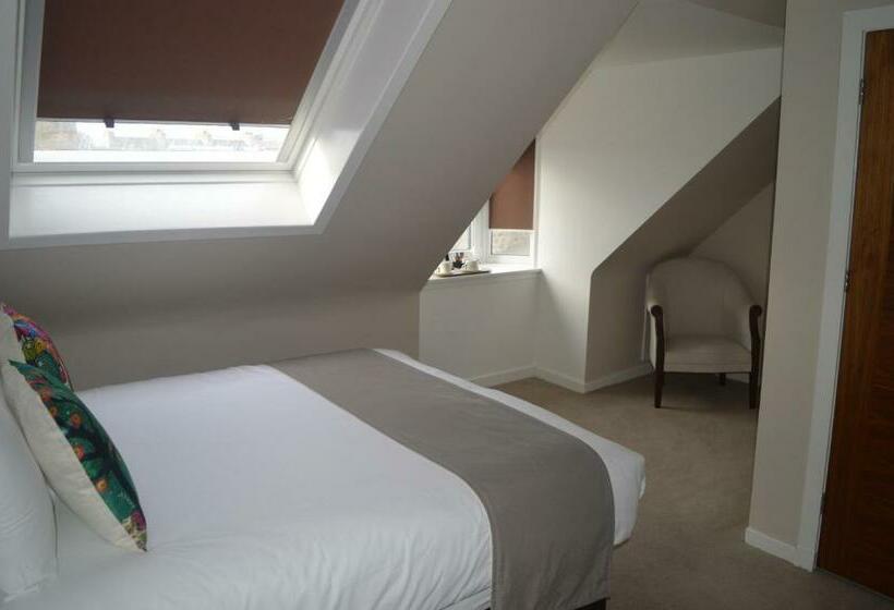 Bed and Breakfast Jewel Guest House