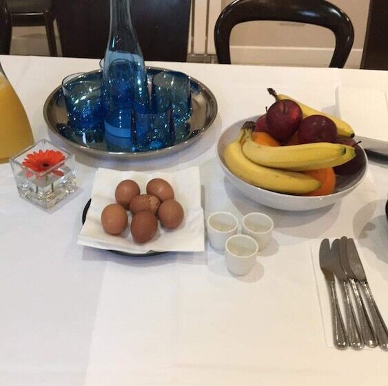 Bed and Breakfast Jewel Guest House