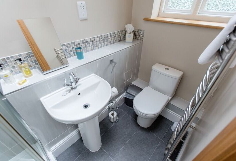 ベッドアンドブレックファースト Mere Brook House