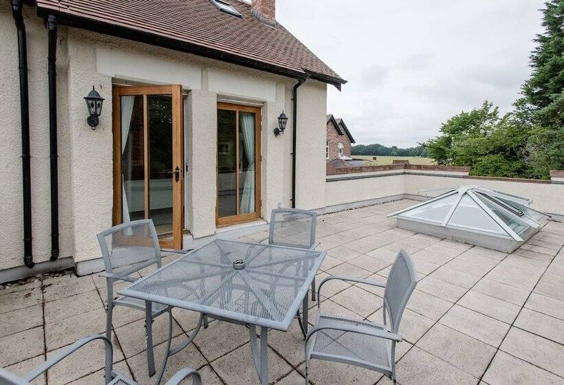 ベッドアンドブレックファースト Mere Brook House