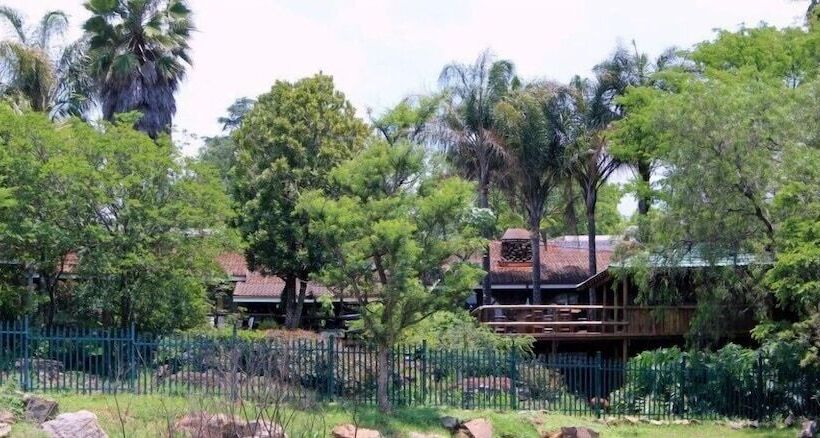 צימר The Sabie Town House Guest Lodge