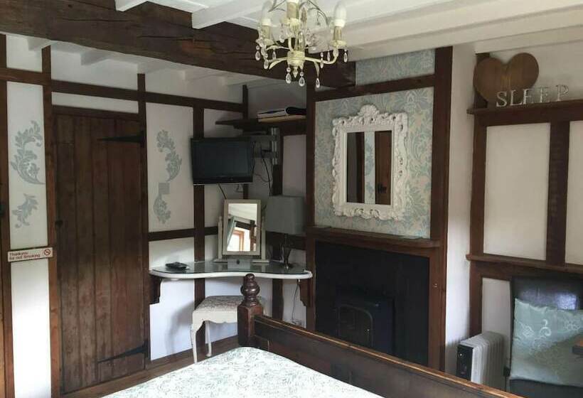 Dolweunydd Bed & Breakfast