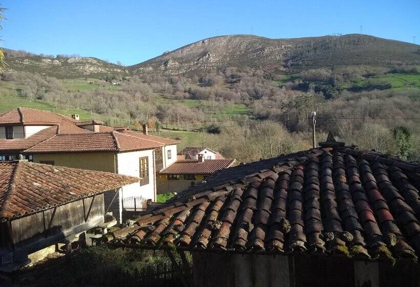 فندق فئة نجمة واحدة Casona De Miyares   La Figar