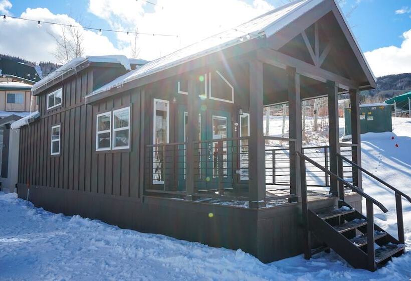 Хостел Powderhorn Lodging