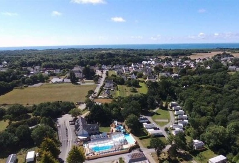 Отель Camping De La Grande Lande