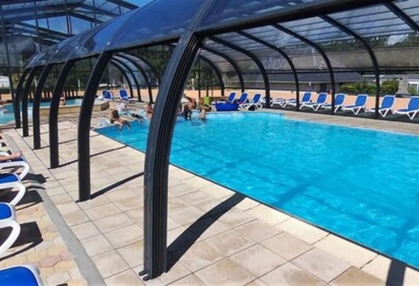 Отель Camping De La Grande Lande