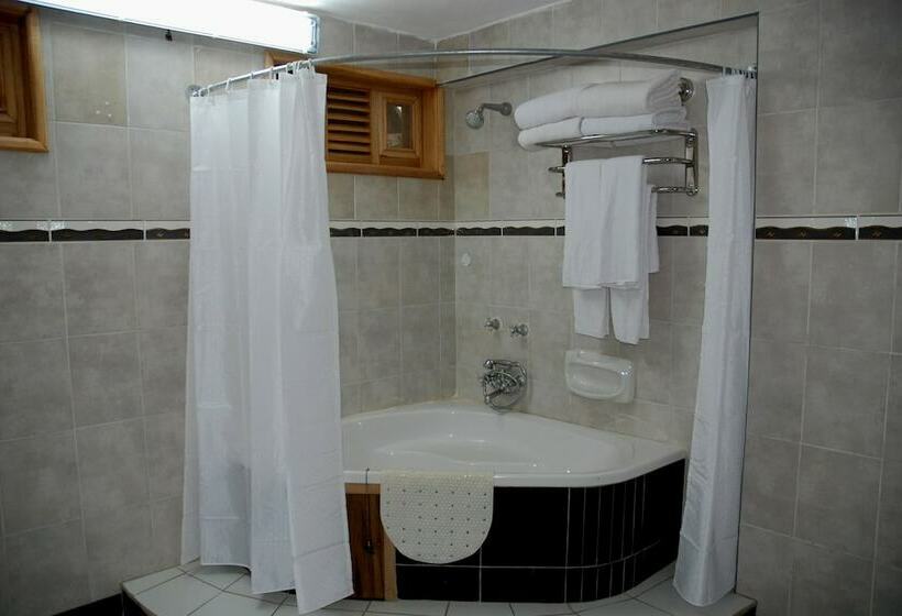 هتل Capitol Palace