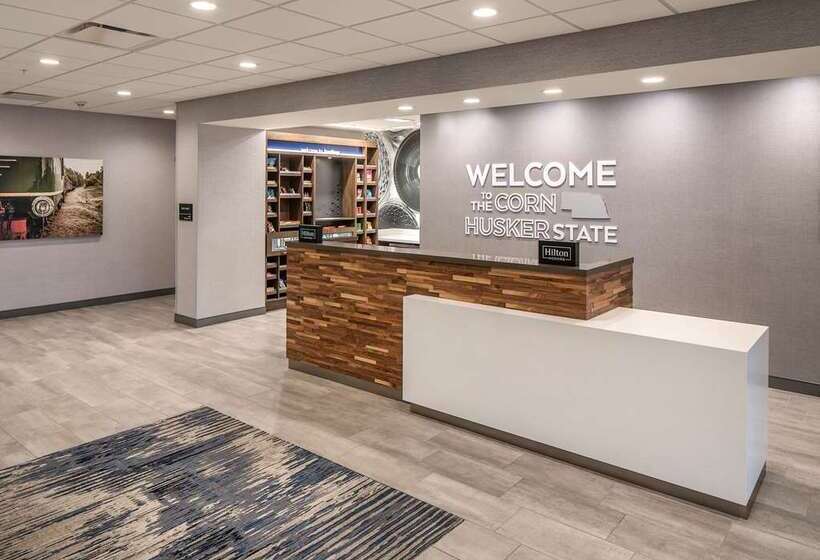 هتل Hampton Inn Hastings