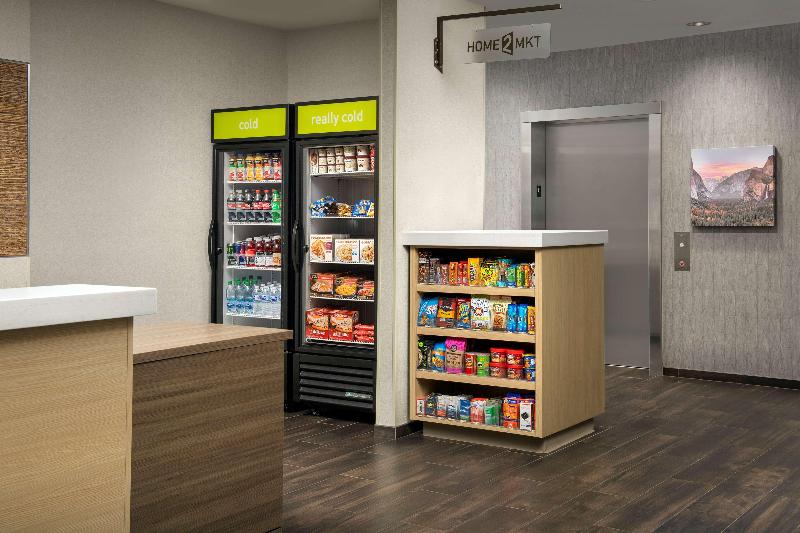 هتل Home2 Suites By Hilton Clovis Fresno Airport