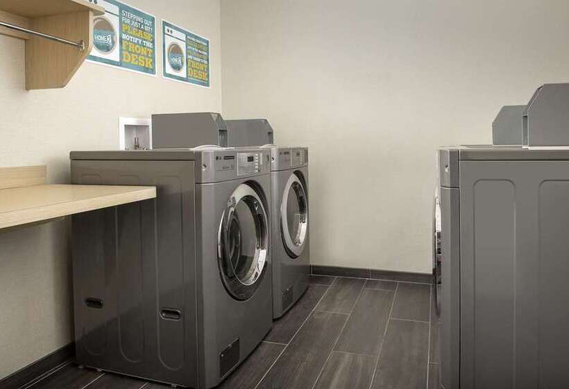 ホテル Home2 Suites By Hilton Clovis Fresno Airport