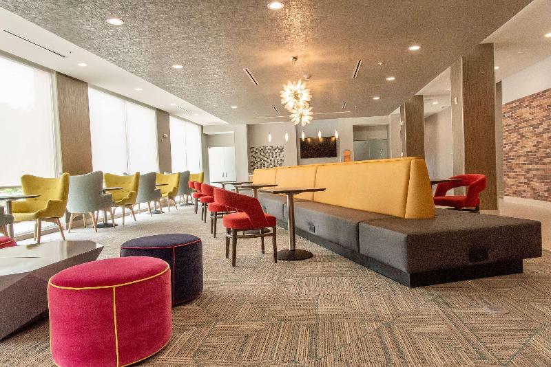 בית מלון כפרי La Quinta Inn & Suites By Wyndham Lake City
